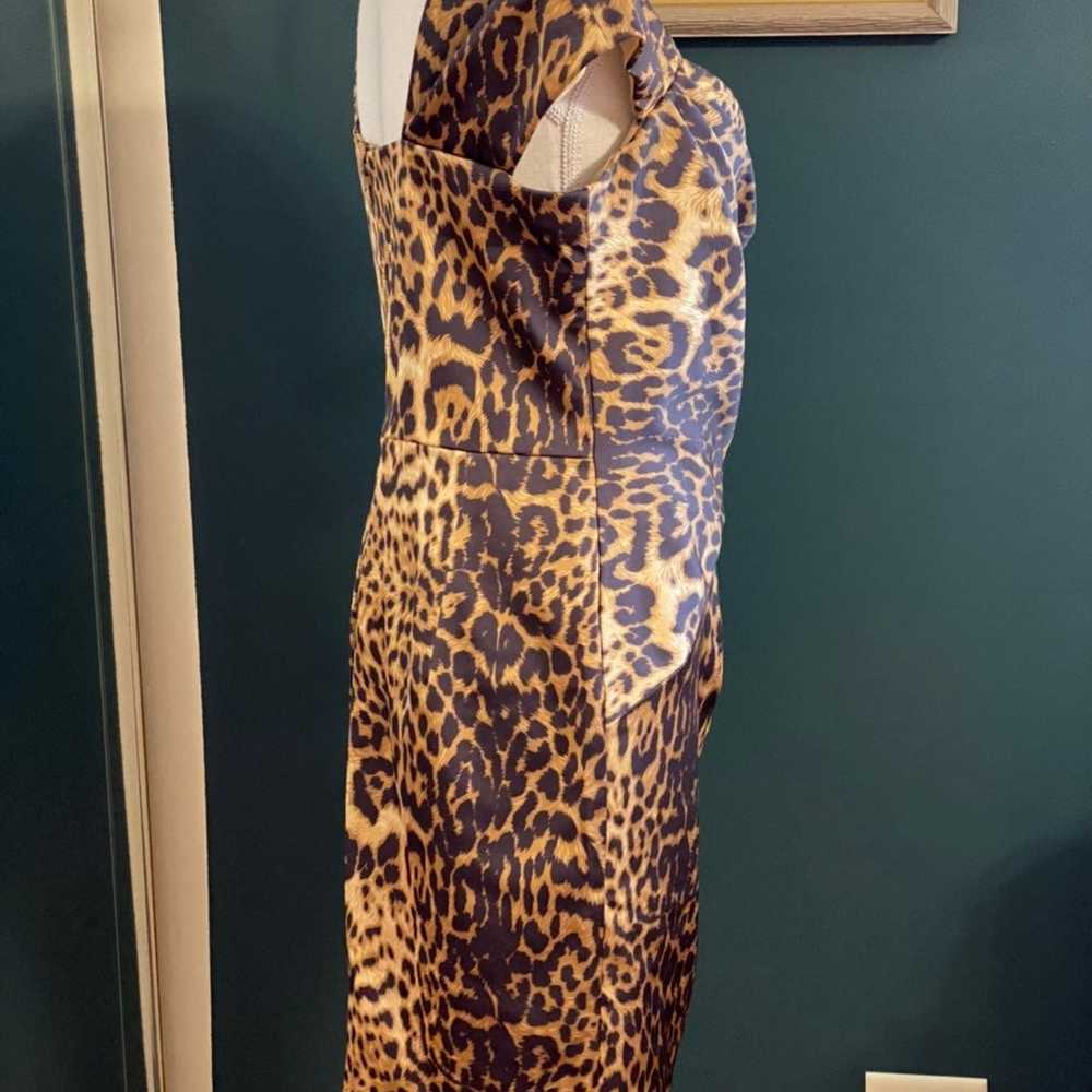 tadashi shoji leopard print satin dress. - image 6
