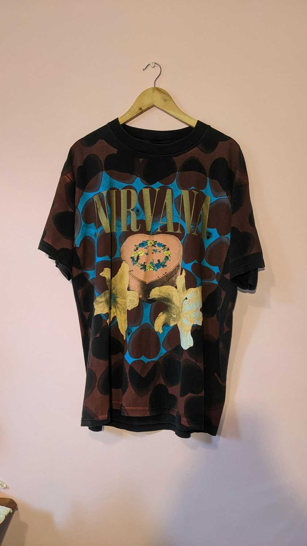 Nirvana × Vintage Vintage Nirvana Heart Shaped Bo… - image 3
