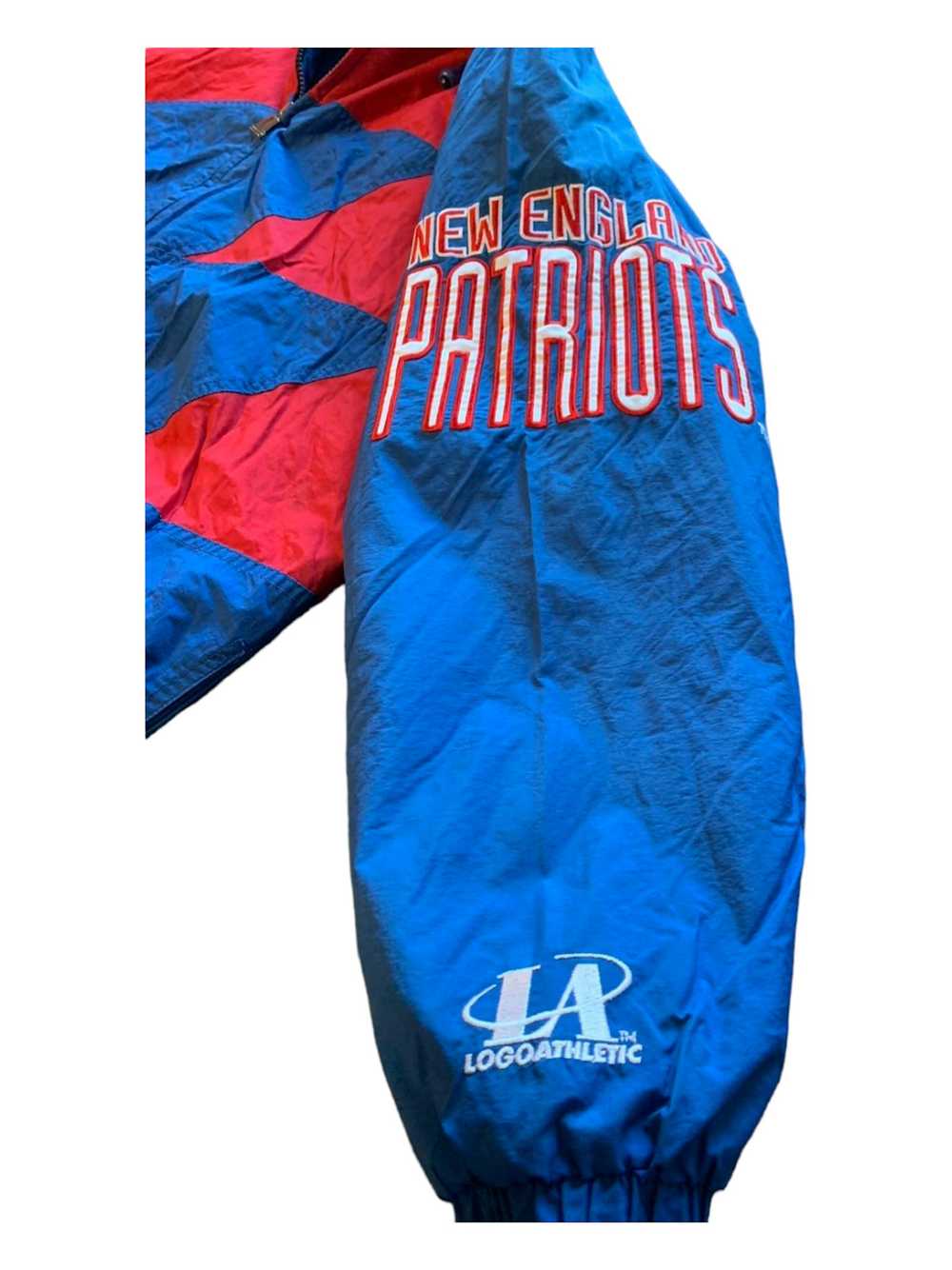 NFL Vintage NFL Patriots PRO LINE jacket - image 3