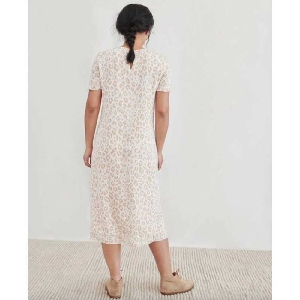 Jenni Kayne Silk Leopard Midi Shift T-Shirt Dress… - image 2