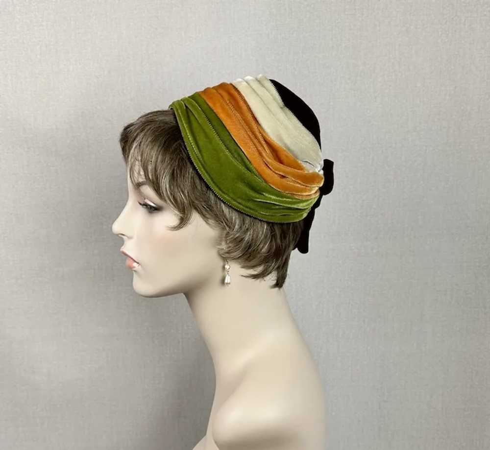 Vintage 1960s Velour Brimless Toque Style Hat - image 4
