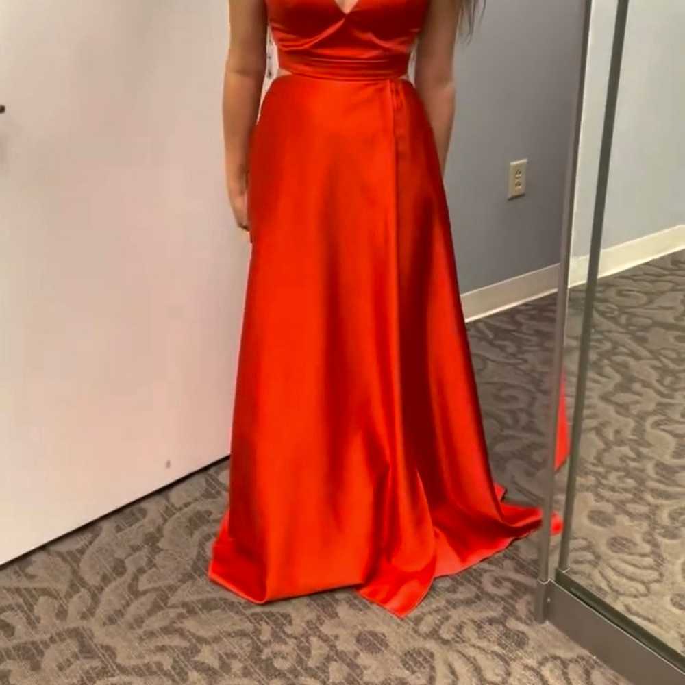 red prom dress - image 3