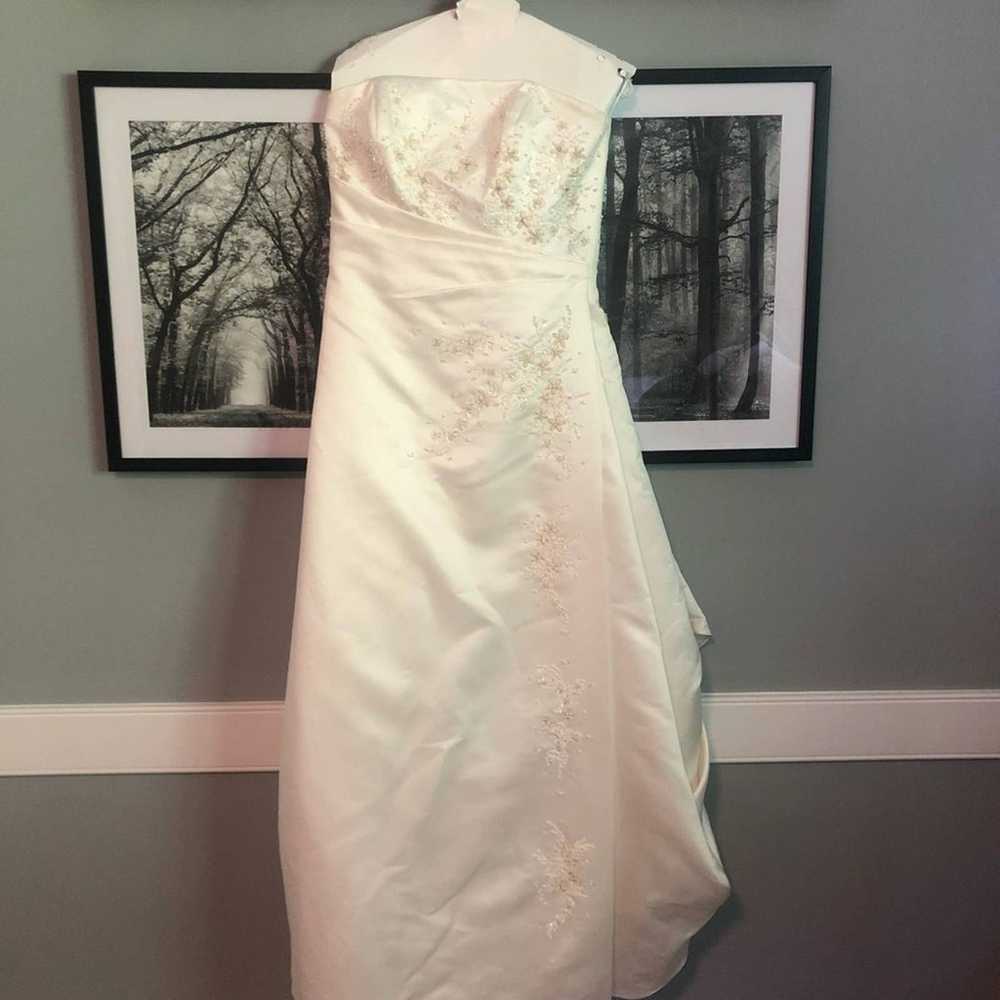 David’s Bridal Wedding Dress - image 7