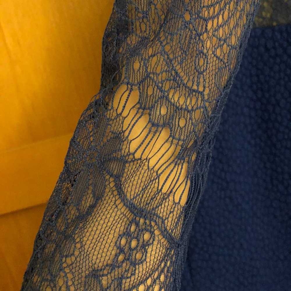 Three Floor Lace Dress - image 3