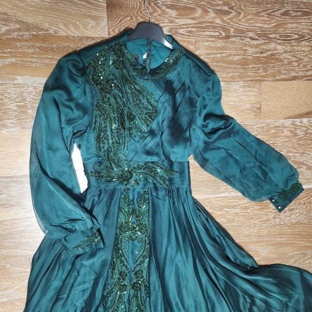 Emerald green formal dress - image 3