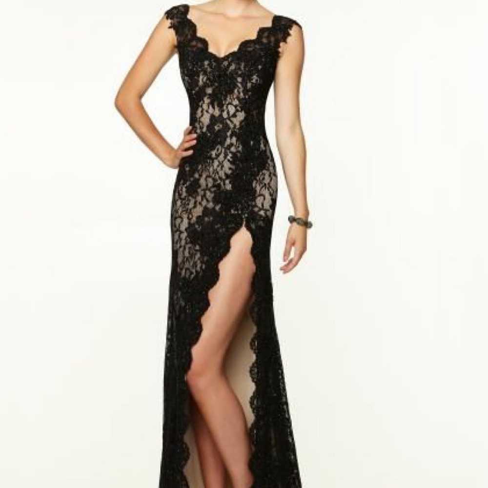 evening gown - image 9