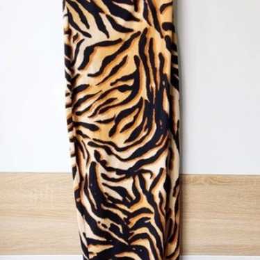 New tiger print dress with one shoulder - image 1