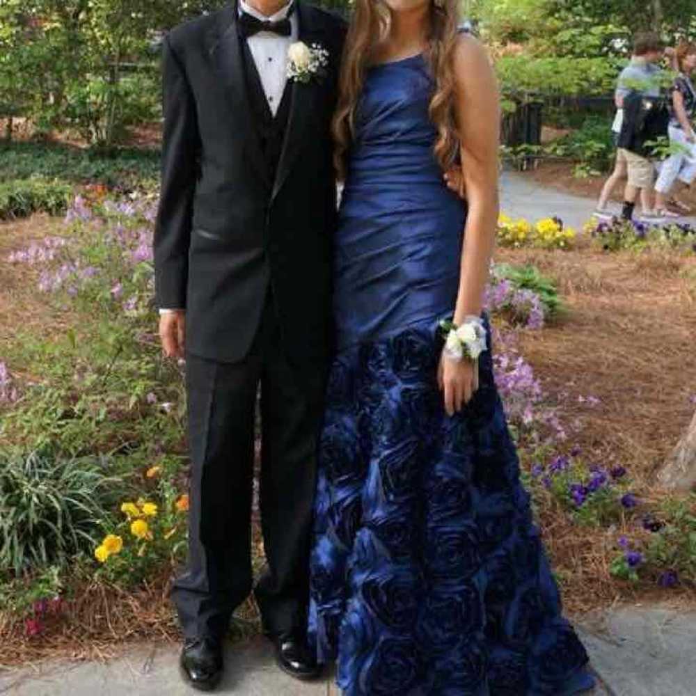 •MUST GO• Royal Blue Prom Dress! - image 3