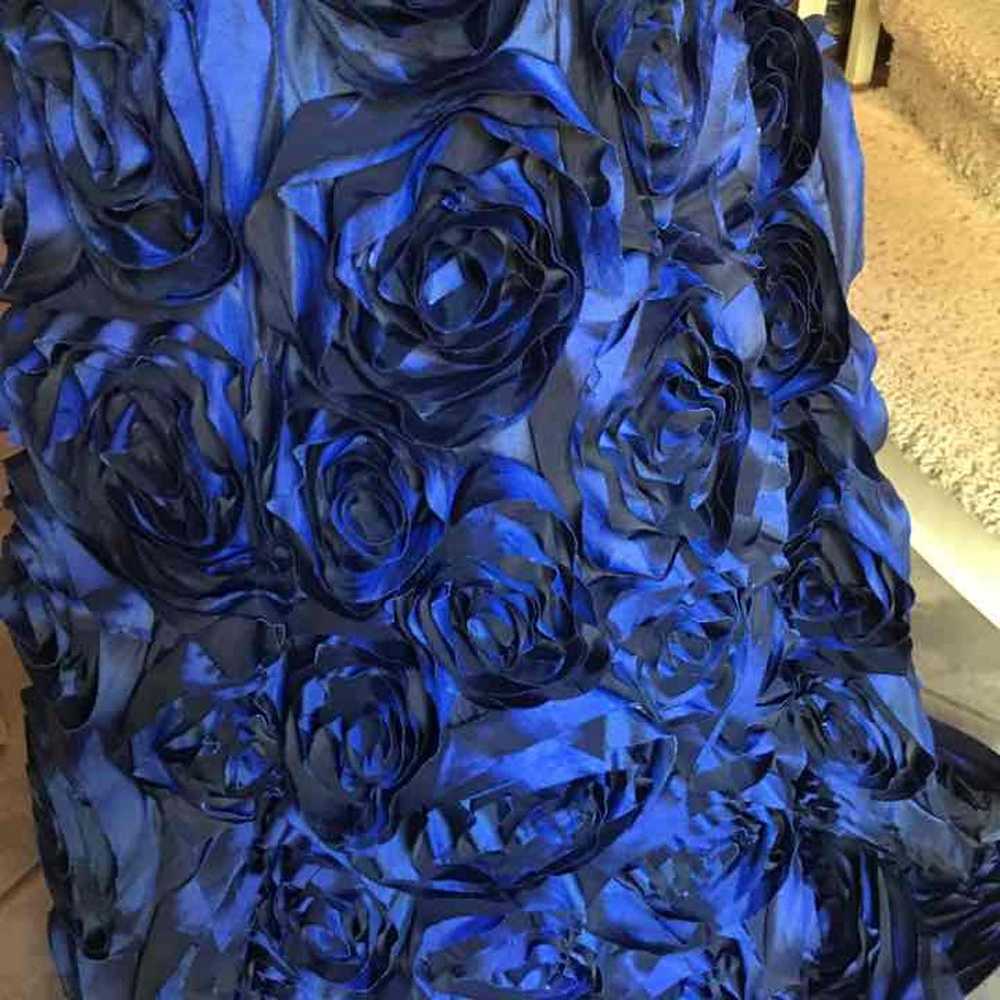 •MUST GO• Royal Blue Prom Dress! - image 4