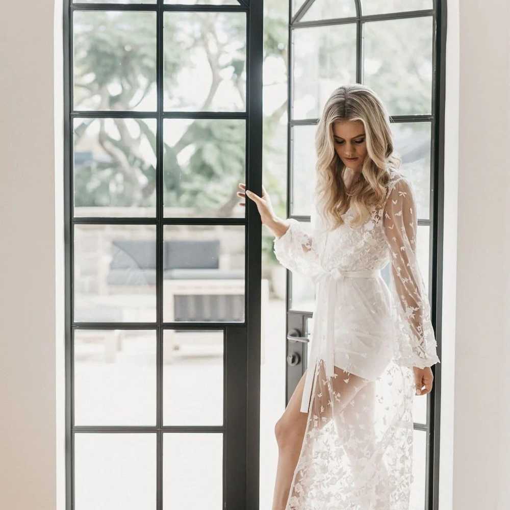 LeRose bridal robe - image 1