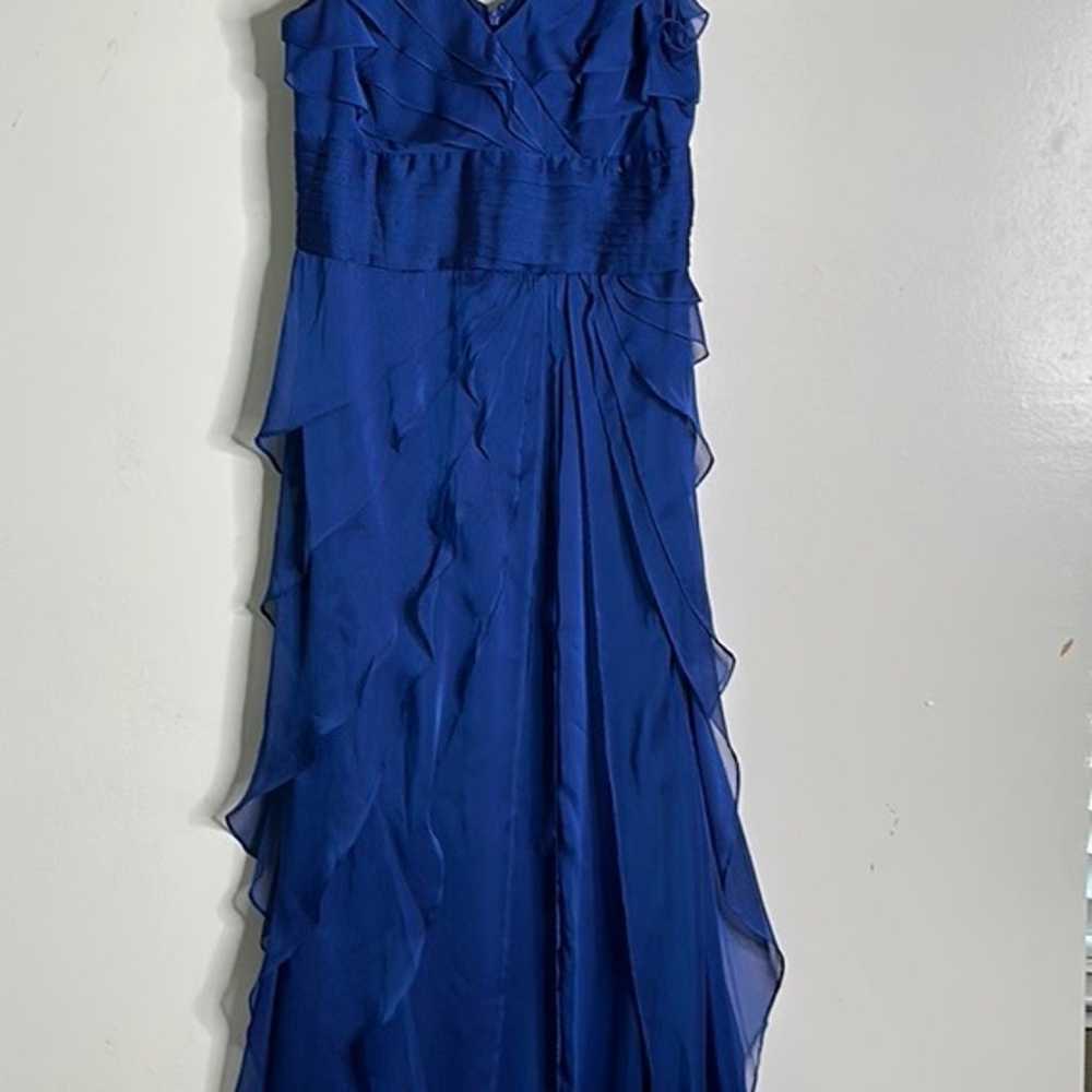 Adrianna papell blue gown size 12 - image 12