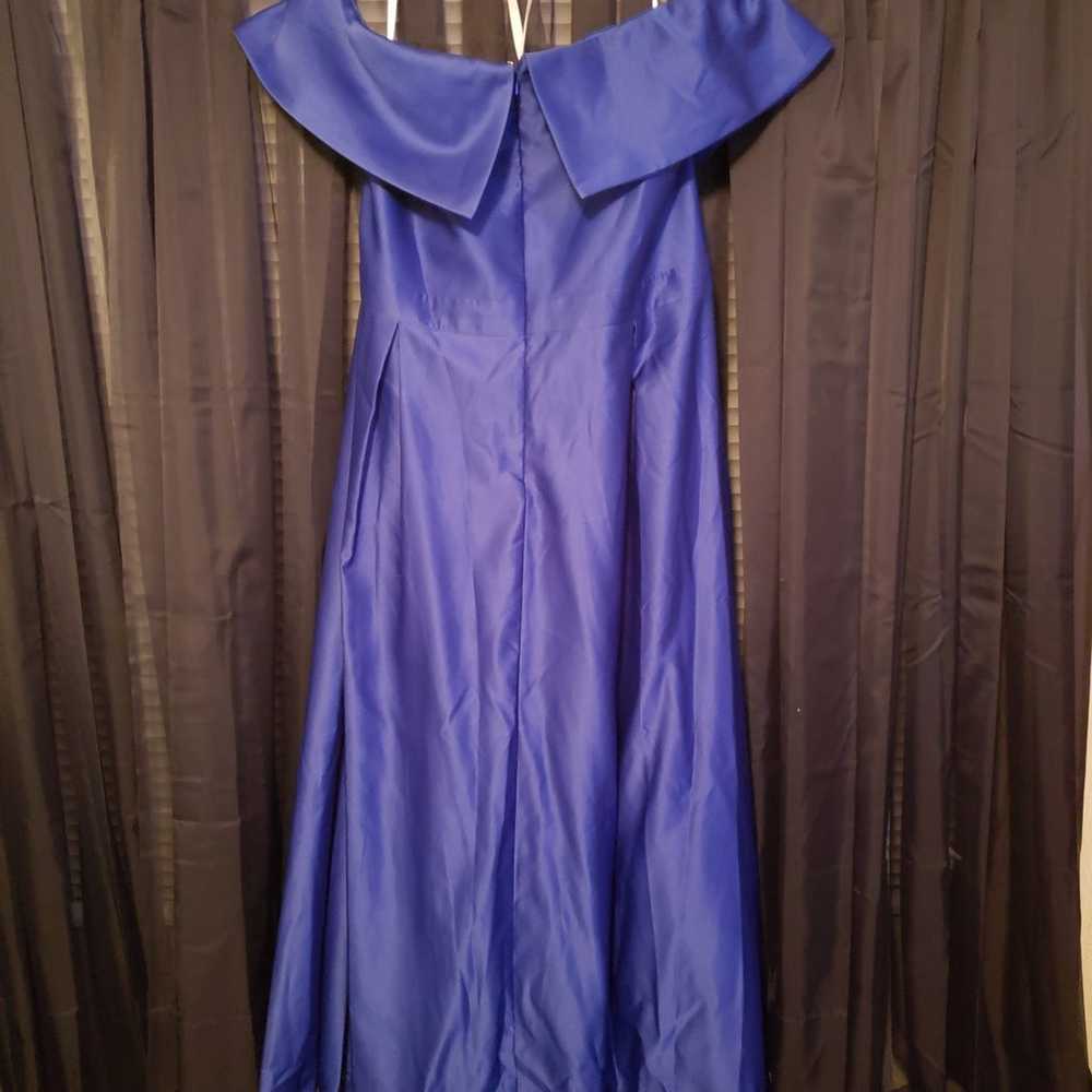 Prom dress - image 2