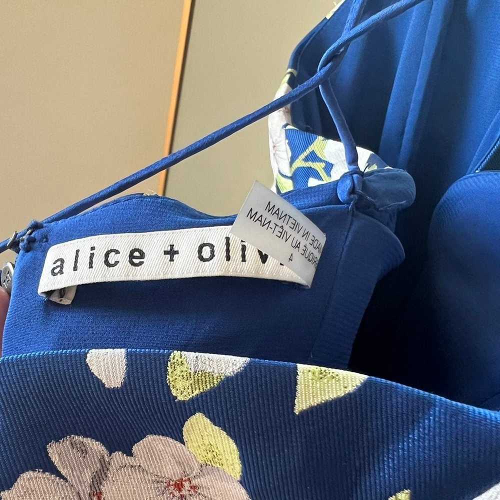 Alice + Olivia Tayla Blue/White Floral Mini Dress… - image 7