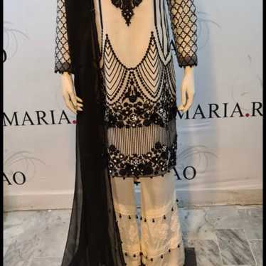 Maria Rao outfit