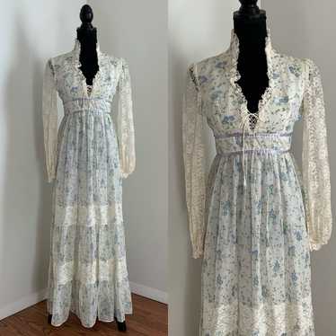 Vintage 1970 cottagecore prairie dress