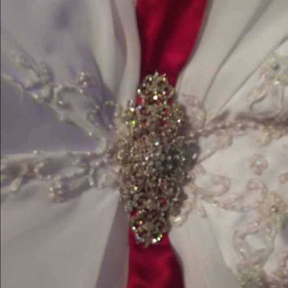 Beautiful Davids Bridal Wedding dress - image 3