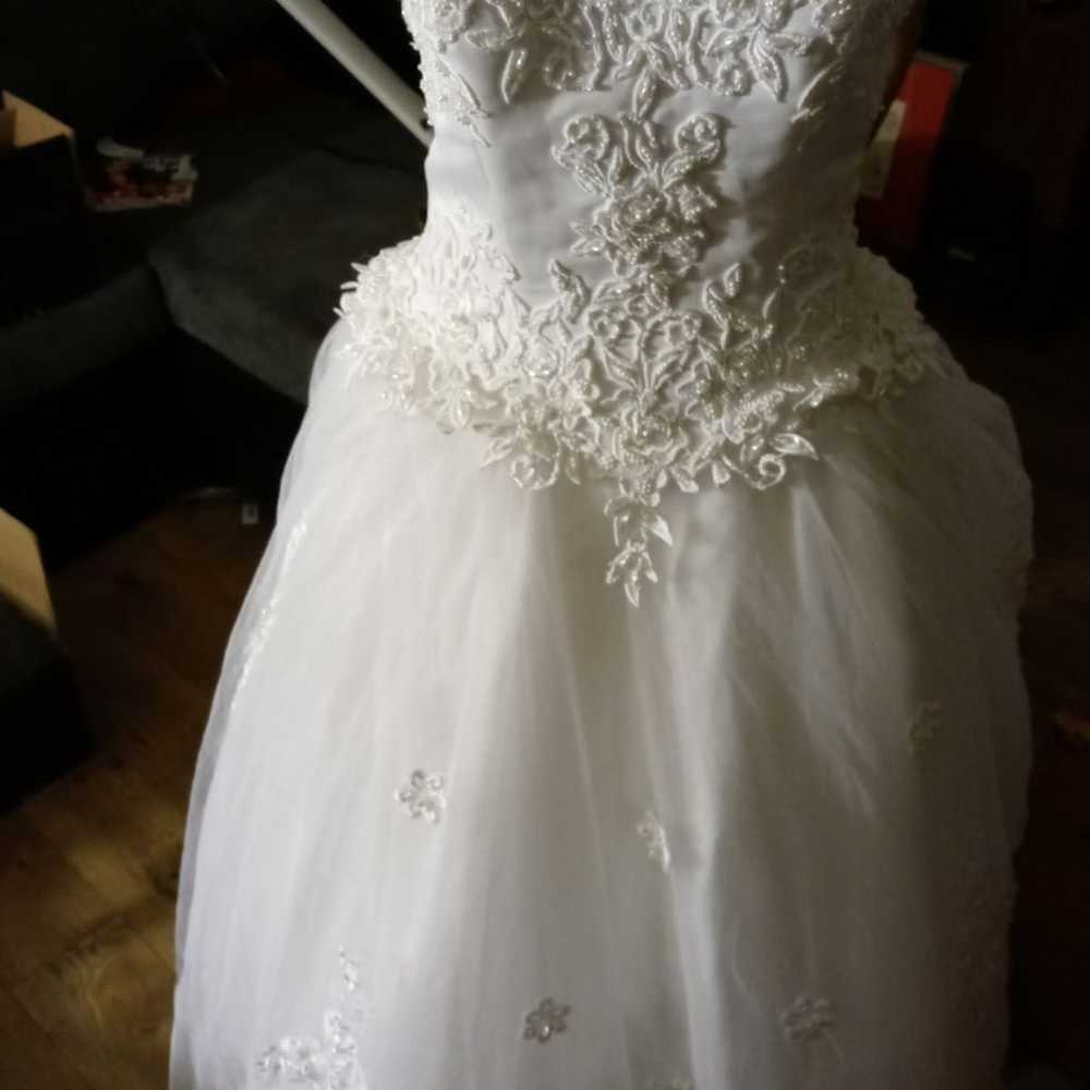 Custom hand beaded wedding dresses - image 2