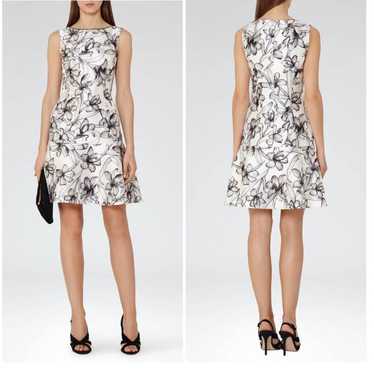 Reiss Cream Onxy Floral Printed Fit and Flare Dre… - image 1