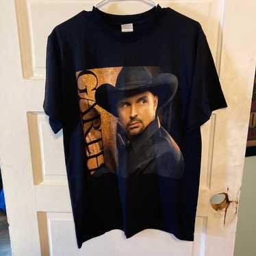 Garth Brooks Greatest Hits T-Shirt - image 1