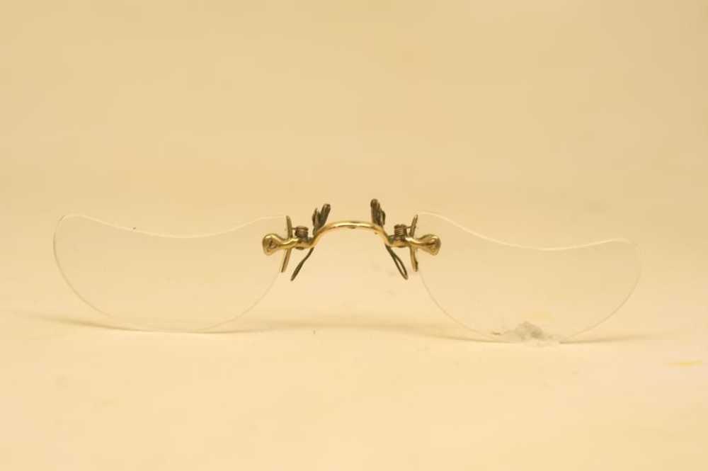 Antique Gold Hard Bridge Pince Nez Eyeglasses - image 1