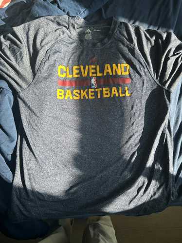 Adidas Cleveland Basketball T-Shirt