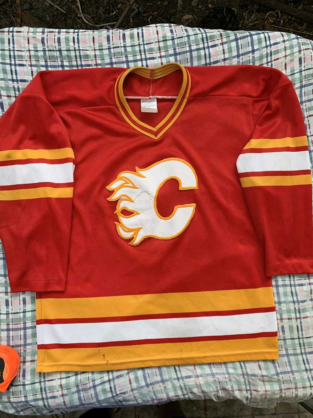 Ccm × NHL × Vintage 90s Vintage CCM Calgary Flame… - image 1