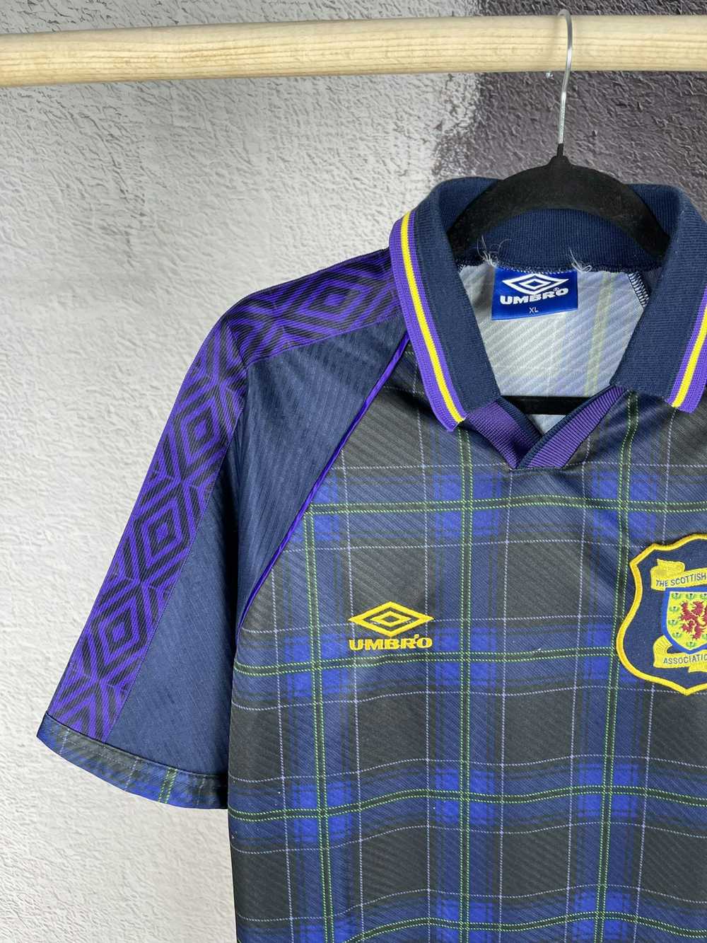 Soccer Jersey × Umbro × Vintage Umbro Scotland 19… - image 3