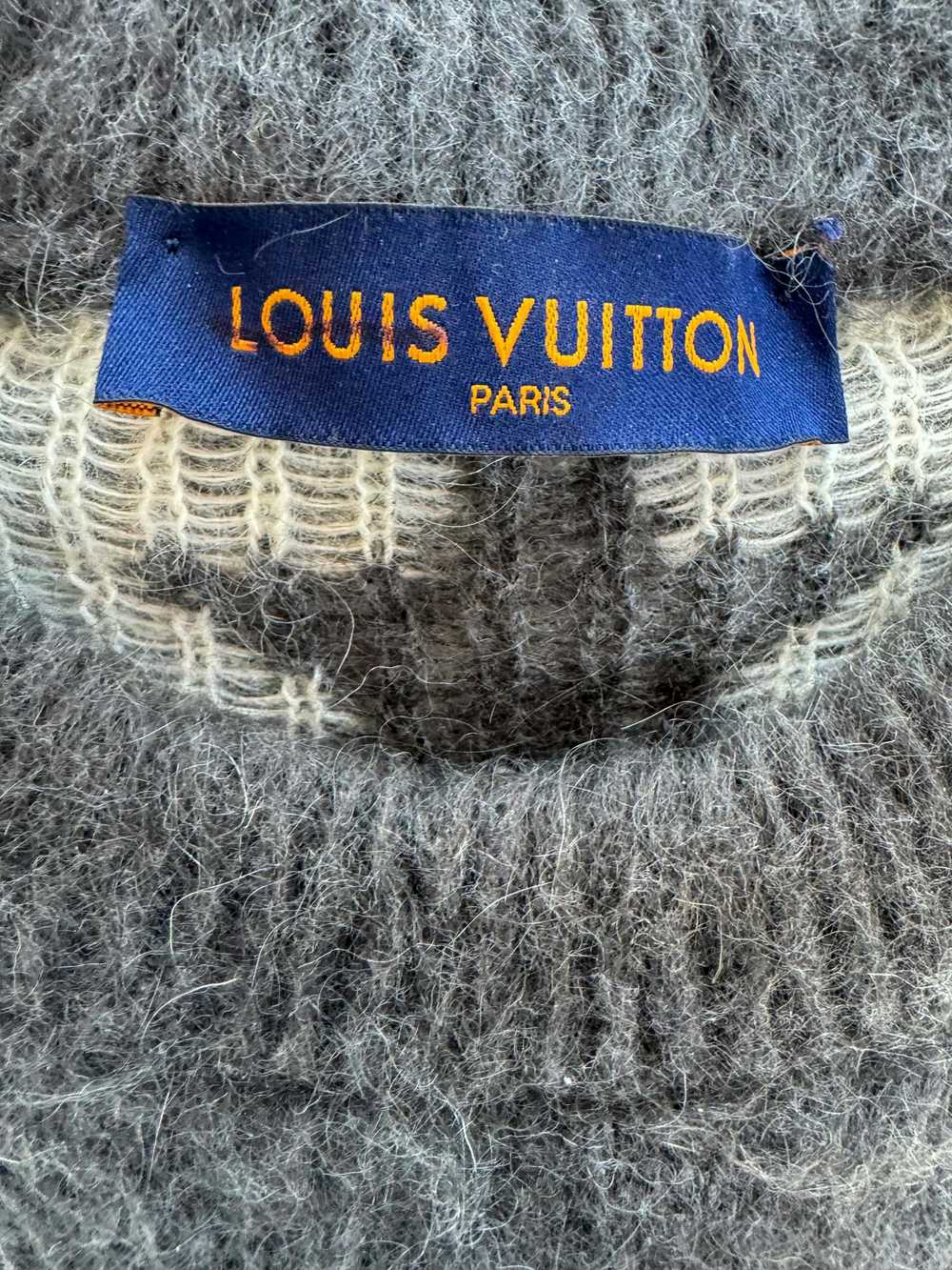 Louis Vuitton Louis Vuitton Grey & White USA Flag… - image 4