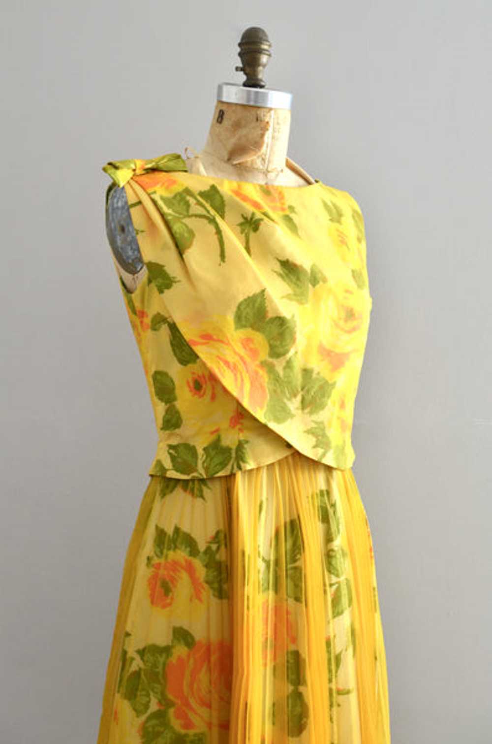 Vintage 1960s Yellow Dress - image 3