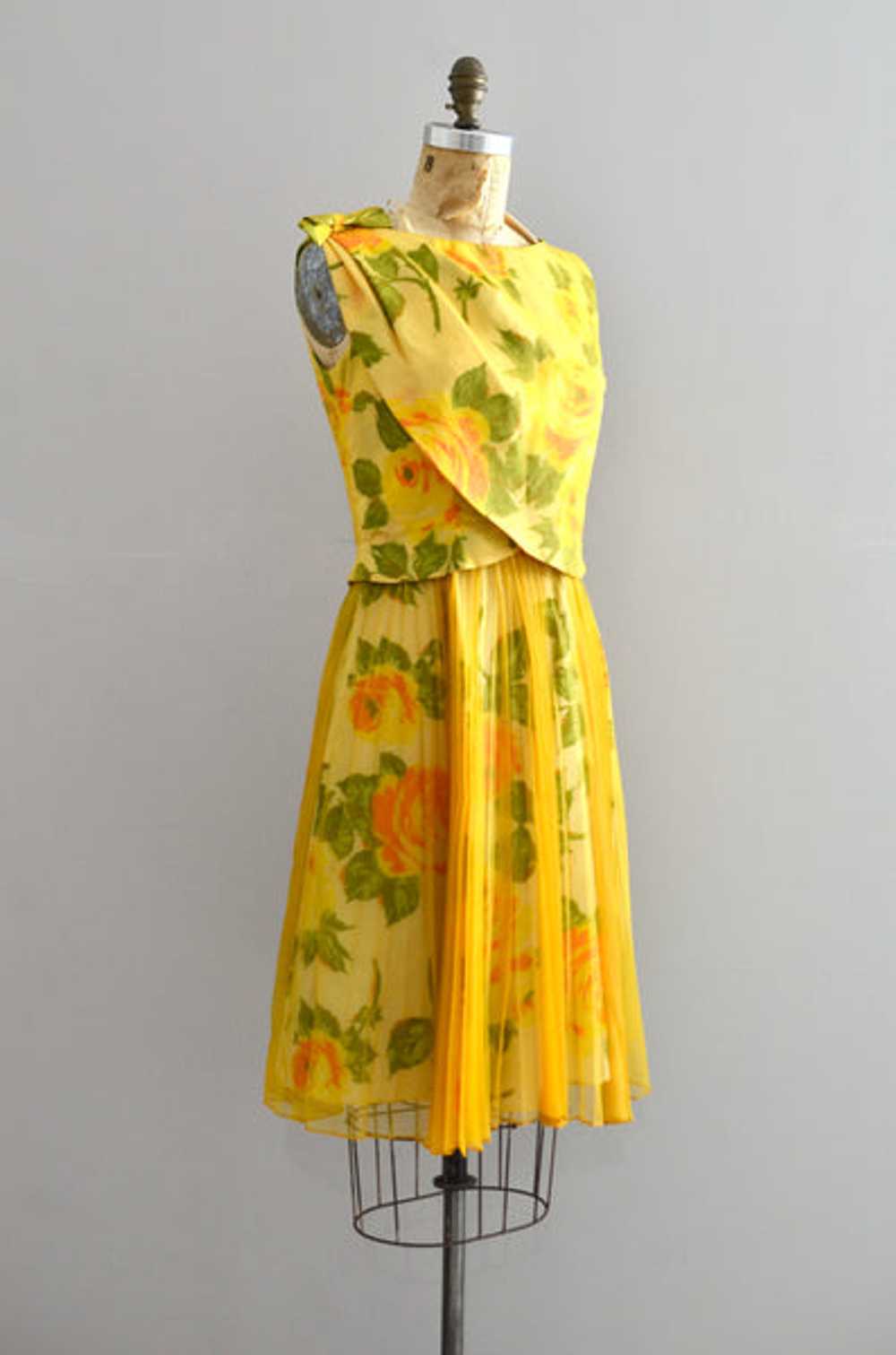 Vintage 1960s Yellow Dress - image 4