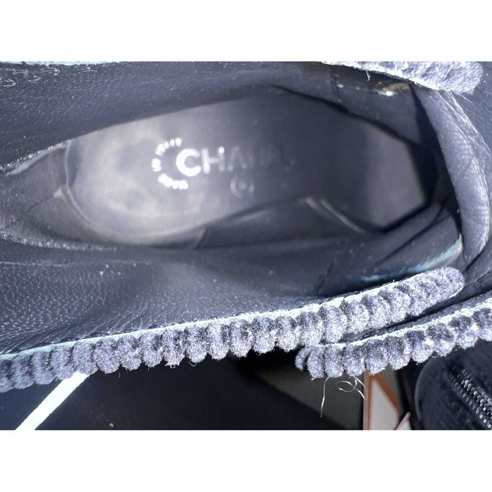 Chanel Velvet biker boots - image 10