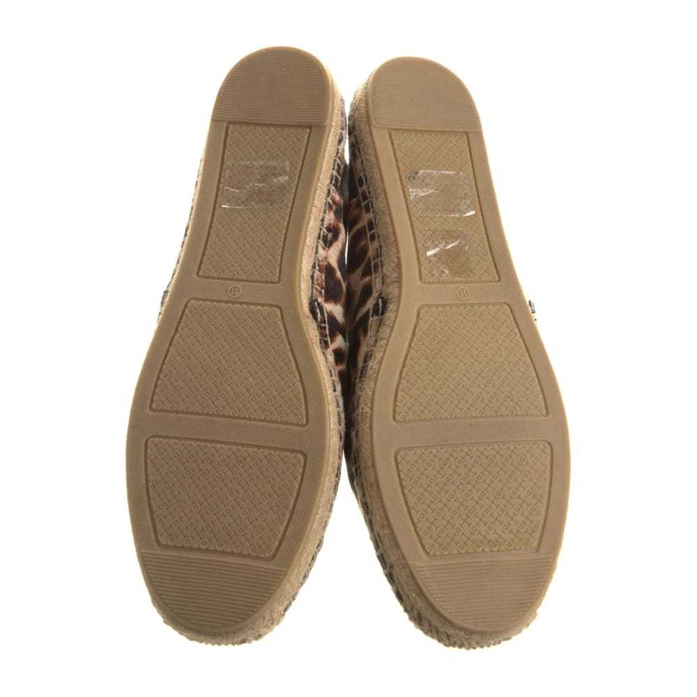 Tory Burch Pony-style calfskin espadrilles - image 4