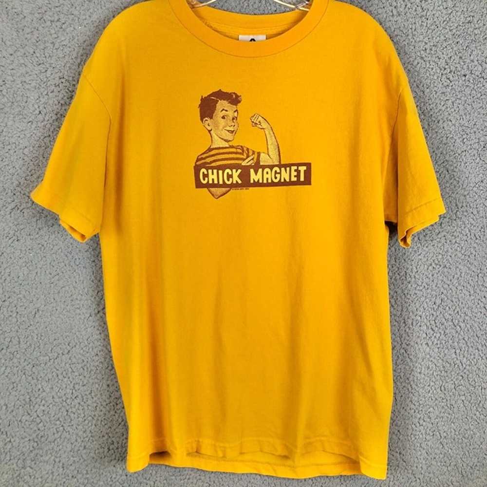 Vintage Now And Zen Chick Magnet T Shirt Size Lar… - image 1