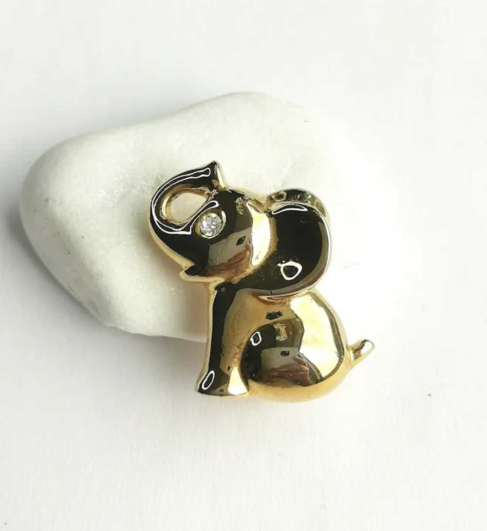 Vintage 70s Small Gold Tone Elephant Brooch Pin - image 5