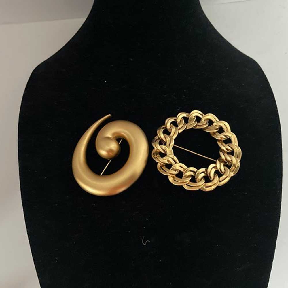 LOT of 2 Monet Brooches Gold Tone Large Brushed S… - image 1
