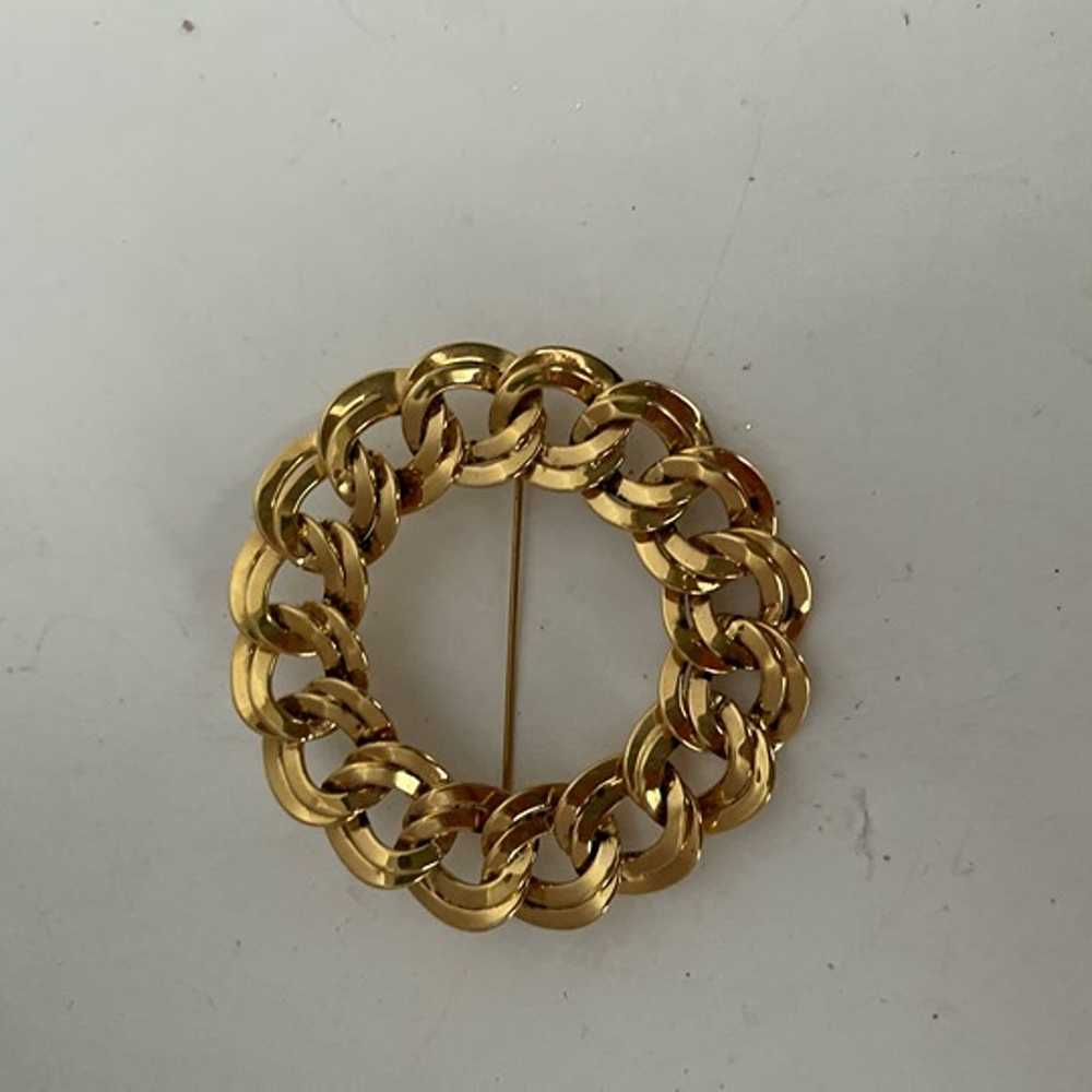 LOT of 2 Monet Brooches Gold Tone Large Brushed S… - image 5