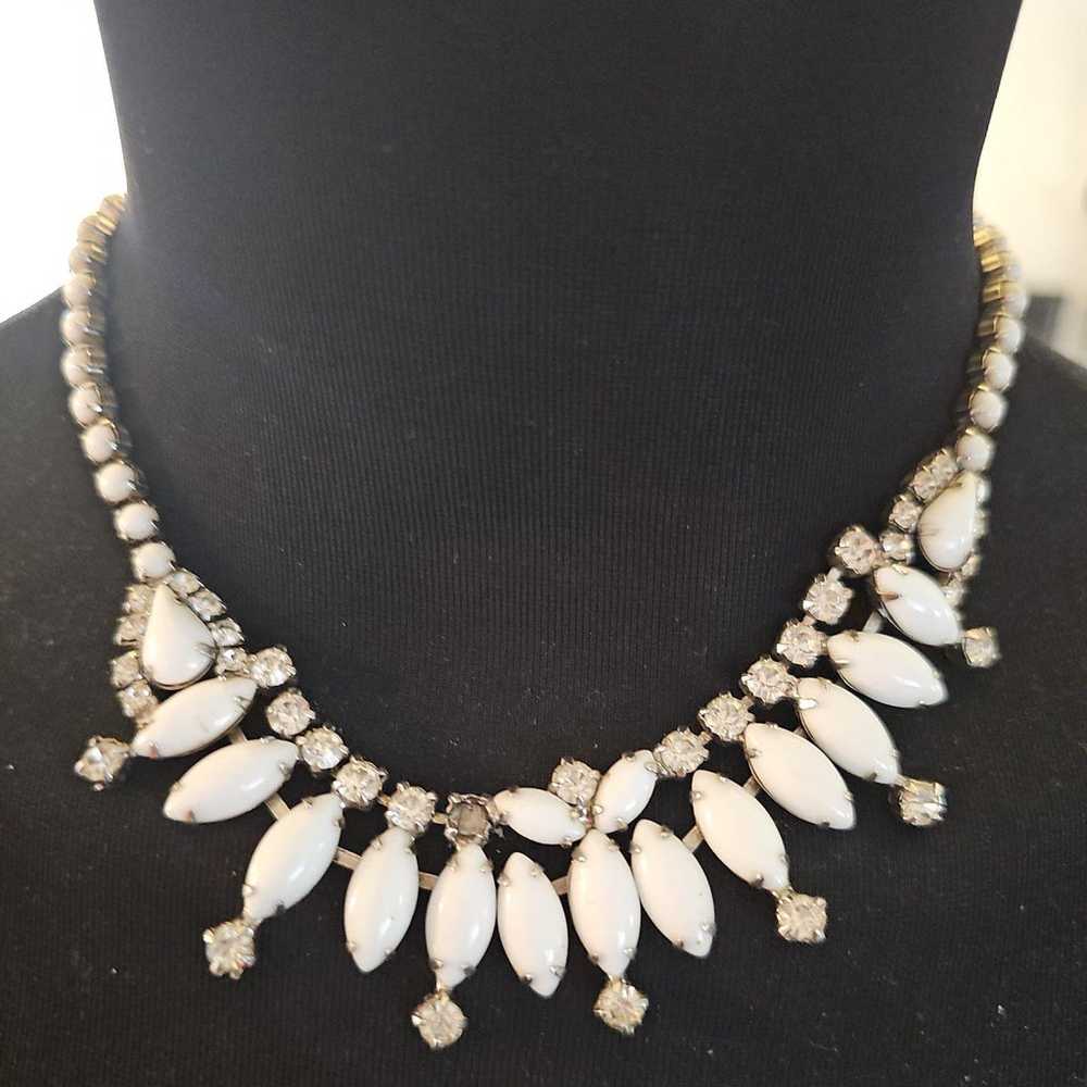 Vintage WEISS Milk Glass and rhinestone necklace - image 2
