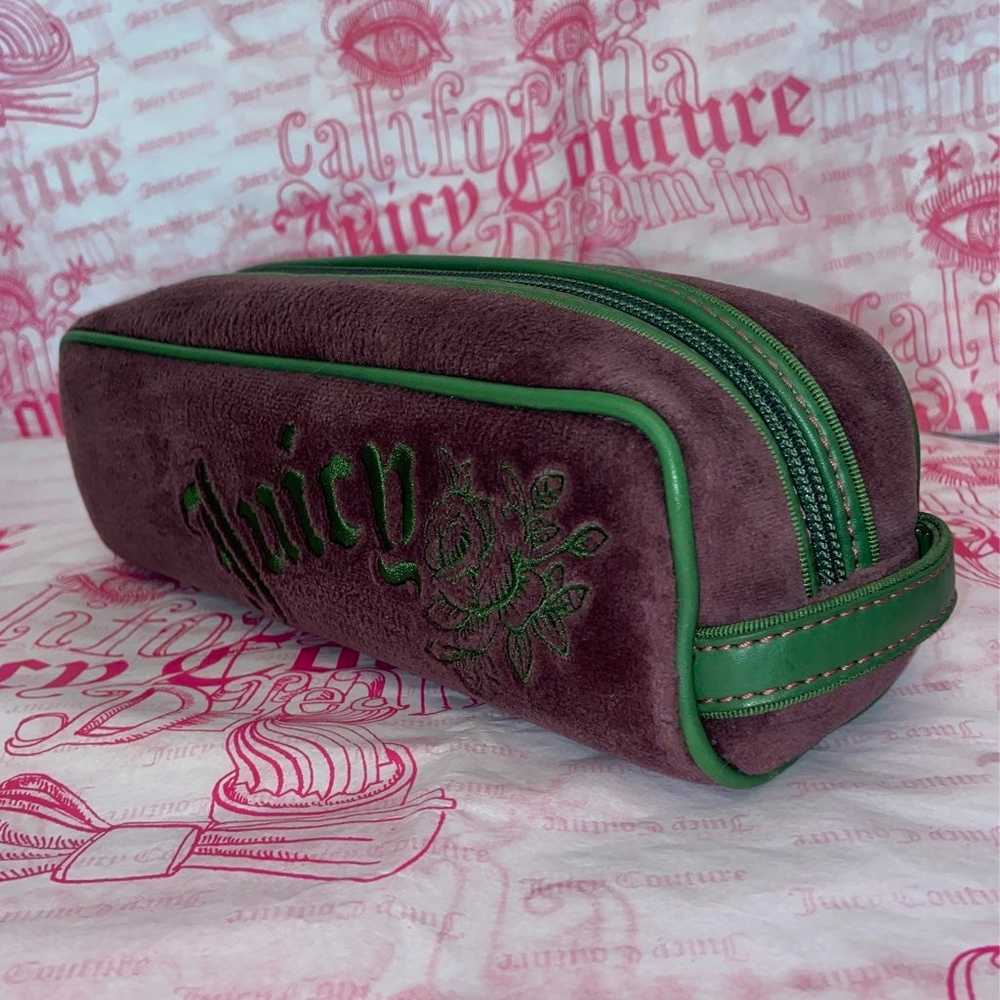 JUICY COUTURE COSMETIC POUCH - image 4