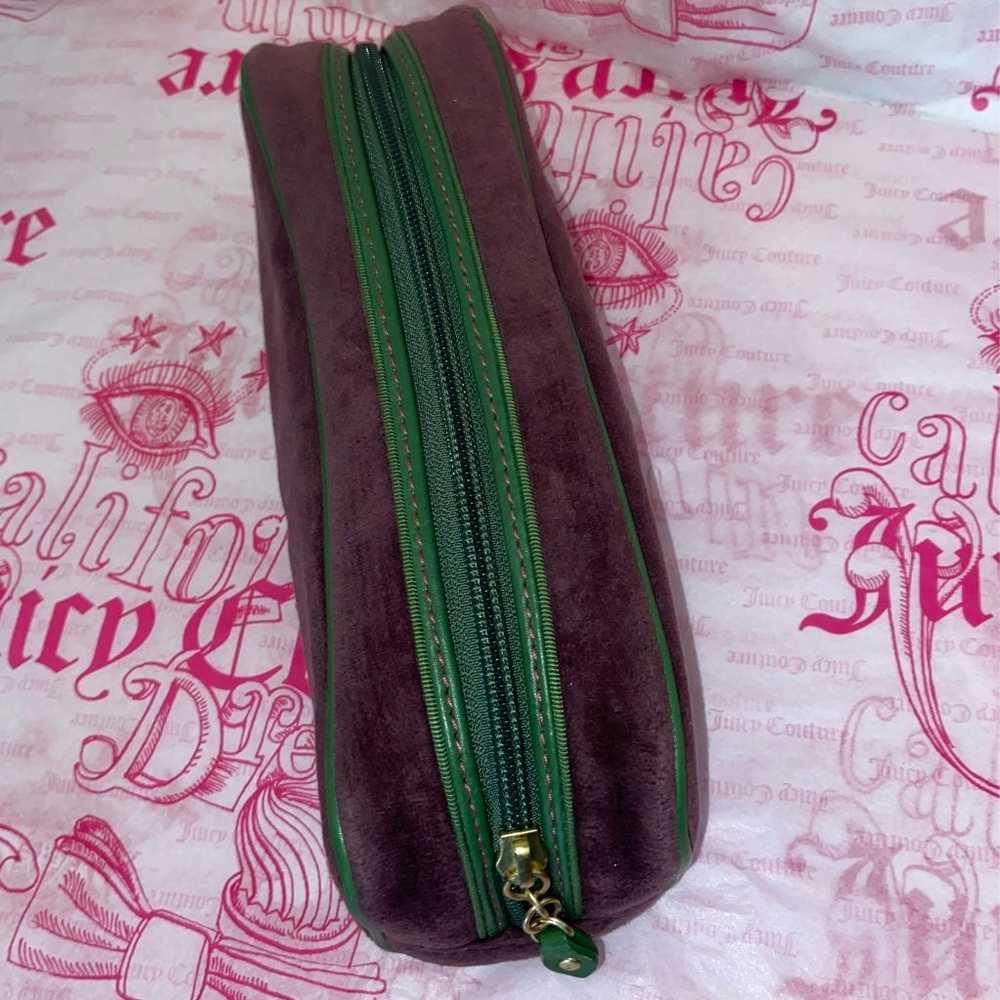 JUICY COUTURE COSMETIC POUCH - image 7