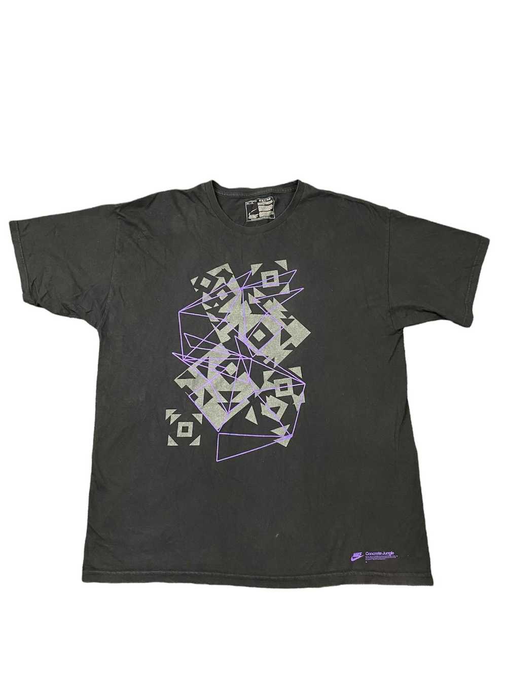 Nike × Vintage Y2K Nike Concrete Jungle Graphic T… - image 1