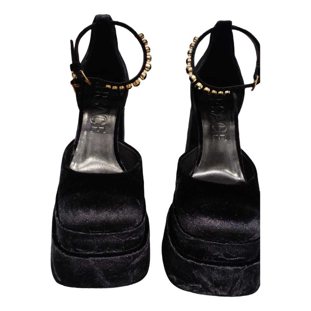 Versace Medusa Aevitas velvet heels - image 1