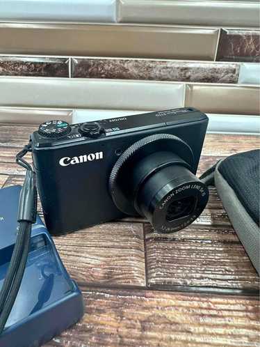 Canon Canon PowerShot S110 Digital Camera w/32GB &