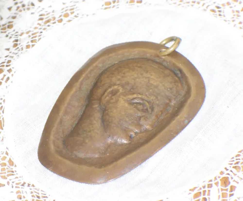 Vintage Hammered Metal Cameo Pendant - image 11