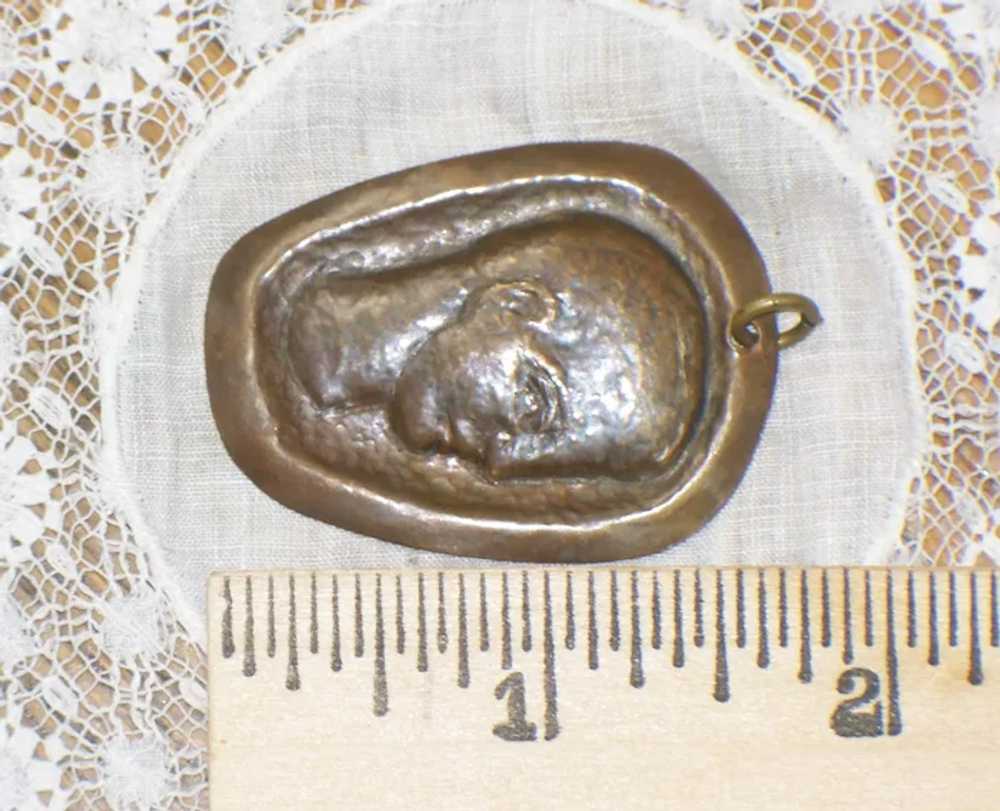 Vintage Hammered Metal Cameo Pendant - image 2