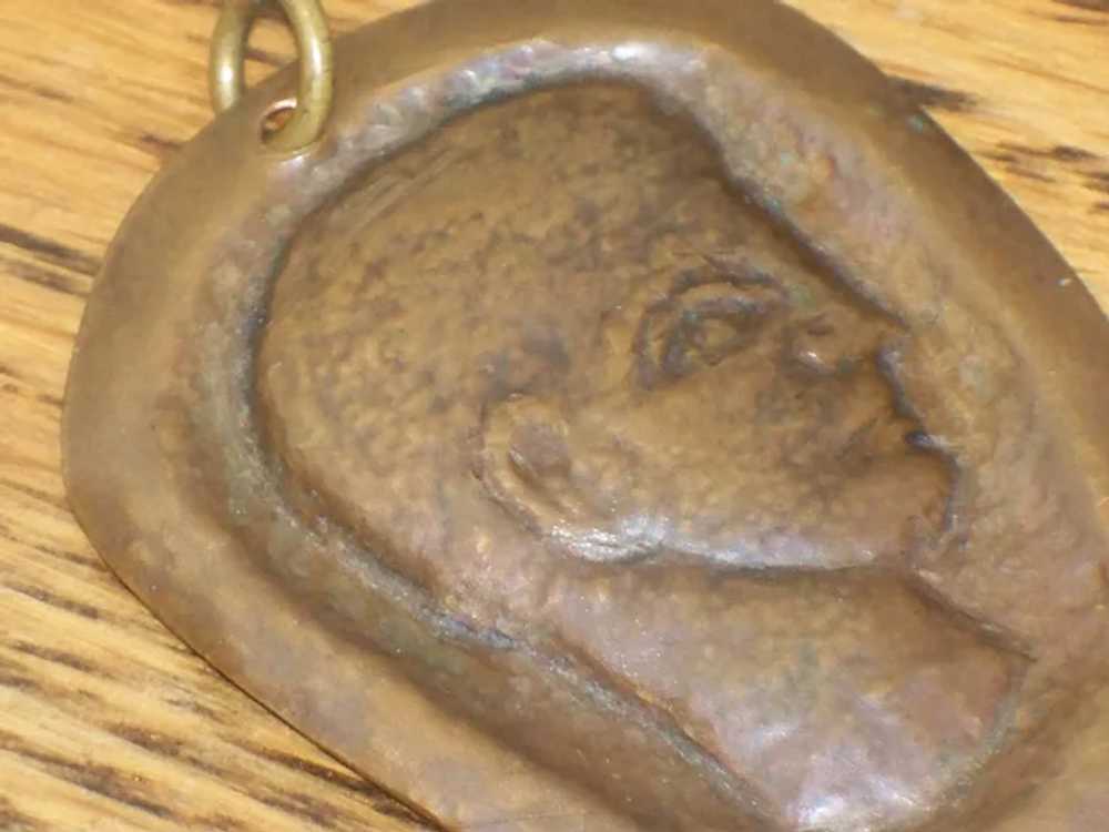 Vintage Hammered Metal Cameo Pendant - image 4