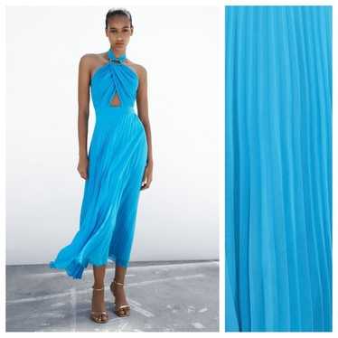 Halogen® Pleated Midi Dress