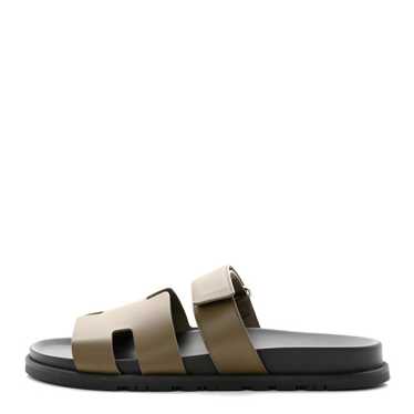 HERMES Calfskin Mens Chypre Sandals 44 Vert Tound… - image 1