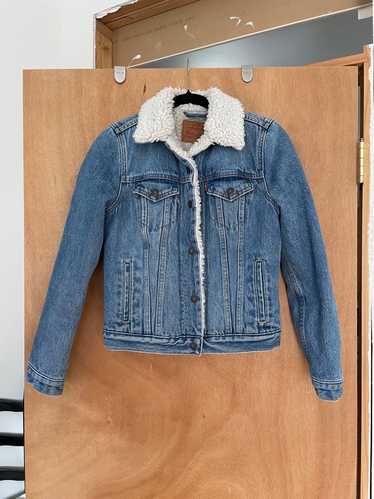 LEVI'S Faux Shearling Denim Trucker Jacket (XS) |…