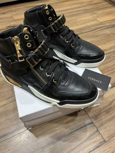 【関税・送料込み】VERSACE TOPS BLACK TECH STRETCH MEDUSA TOP Versace medusa high top - Gem