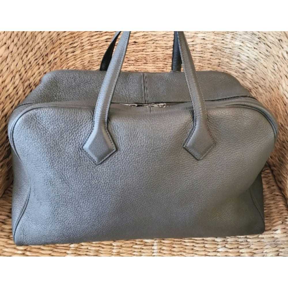 Hermès Leather weekend bag - image 2